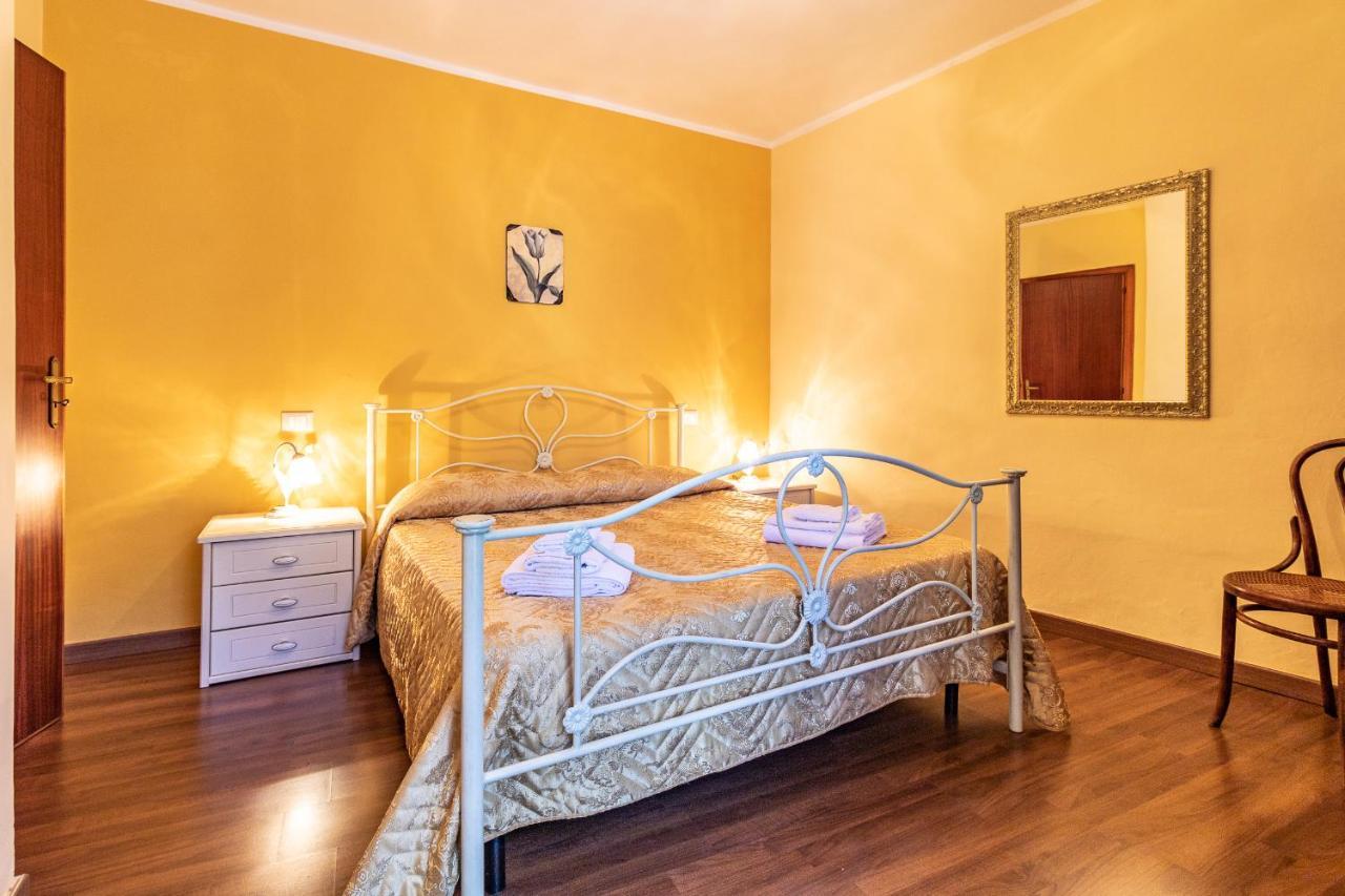 Casa Vacanze 'Zia Lucia' Lägenhet Sarconi Exteriör bild
