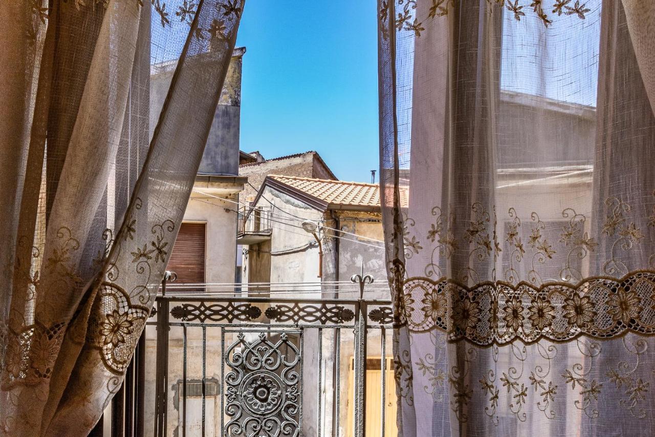 Casa Vacanze 'Zia Lucia' Lägenhet Sarconi Exteriör bild
