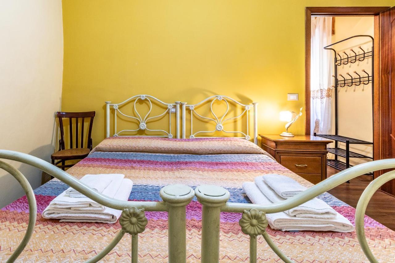 Casa Vacanze 'Zia Lucia' Lägenhet Sarconi Exteriör bild
